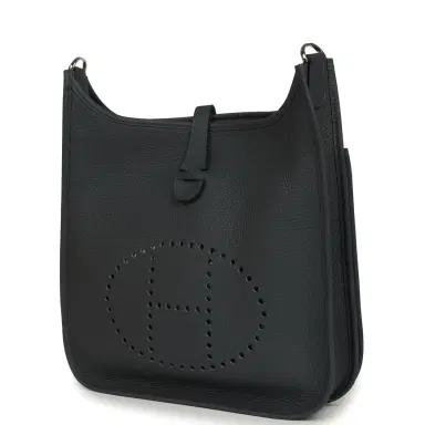 HERMÈS Hermes Evelyne PM Gris Misty Clemence Palladium Hardware | Thumbnail 5 HERMÈS Hermes Evelyne PM Gris Misty Clemence Palladium Hardware | Thumbnail 5