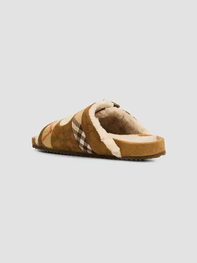 Burberry Women's Urchin Shearling Sandals | Thumbnail 4 Burberry Women's Urchin Shearling Sandals | Thumbnail 4