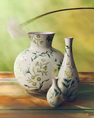 GINORI 1735 Florenza Acanto Bud Vase, 5" Tall | Thumbnail 2 GINORI 1735 Florenza Acanto Bud Vase, 5" Tall | Thumbnail 2