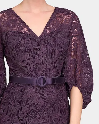 Kay Unger New York Delaney Lace A-Line Gown | Thumbnail 4 Kay Unger New York Delaney Lace A-Line Gown | Thumbnail 4