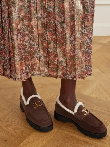 Valentino Garavani Vlogo 25 Shearling-lined Suede Loafers | Thumbnail 2 Valentino Garavani Vlogo 25 Shearling-lined Suede Loafers | Thumbnail 2