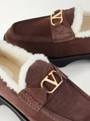 Valentino Garavani Vlogo 25 Shearling-lined Suede Loafers | Thumbnail 5 Valentino Garavani Vlogo 25 Shearling-lined Suede Loafers | Thumbnail 5