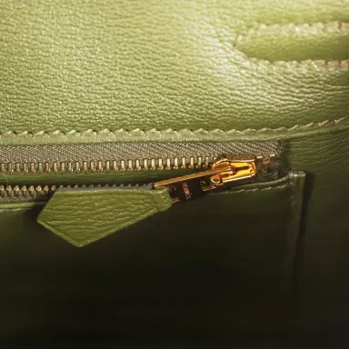 HERMÈS Hermes Birkin 25 Vert Veronese Shiny Niloticus Crocodile Gold Hardware | Thumbnail 9 HERMÈS Hermes Birkin 25 Vert Veronese Shiny Niloticus Crocodile Gold Hardware | Thumbnail 9