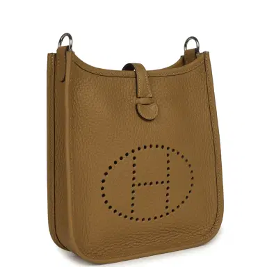 HERMÈS Hermes Evelyne TPM Dune Clemence Palladium Hardware | Thumbnail 2 HERMÈS Hermes Evelyne TPM Dune Clemence Palladium Hardware | Thumbnail 2