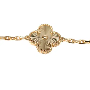 Van Cleef & Arpels Van Cleef & Arpels Vintage Alhambra 5 Motif Bracelet Diamonds 18K Yellow Gold Guilloche | Thumbnail 4 Van Cleef & Arpels Van Cleef & Arpels Vintage Alhambra 5 Motif Bracelet Diamonds 18K Yellow Gold Guilloche | Thumbnail 4