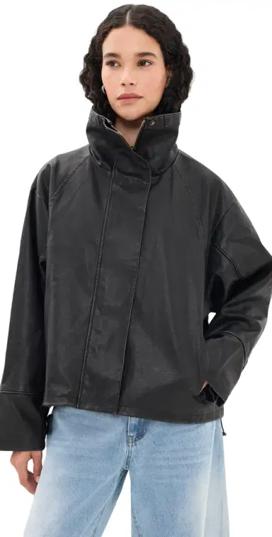 Lioness Shoreline Funnel Jacket Noir | Thumbnail 1 Lioness Shoreline Funnel Jacket Noir | Thumbnail 1