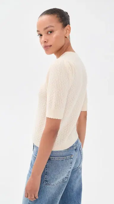 FRAME The Gathered Honeycomb Cashmere Sweater Cream | Thumbnail 4 FRAME The Gathered Honeycomb Cashmere Sweater Cream | Thumbnail 4