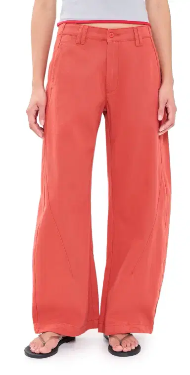 LIONESS Sideline Jeans Crimson | Thumbnail 1 LIONESS Sideline Jeans Crimson | Thumbnail 1