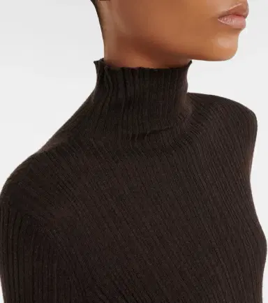 AGNONA Turtleneck cashmere, wool, and silk sweater | Thumbnail 5 AGNONA Turtleneck cashmere, wool, and silk sweater | Thumbnail 5