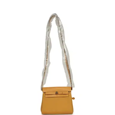 HERMÈS Hermes Herbag Zip 20 Mini Paille Toile Militaire Canvas, Vache Hunter Gold Hardware | Thumbnail 7 HERMÈS Hermes Herbag Zip 20 Mini Paille Toile Militaire Canvas, Vache Hunter Gold Hardware | Thumbnail 7