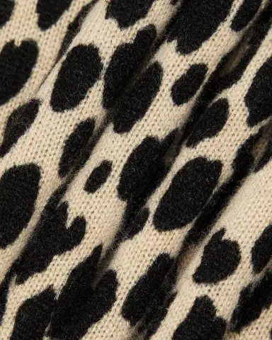 Nili Lotan Laevin Animal-Print Cashmere Cardigan | Thumbnail 6 Nili Lotan Laevin Animal-Print Cashmere Cardigan | Thumbnail 6