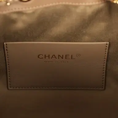 Chanel Chanel Mini 25 Hobo Bag Dark Khaki Pony Hair Gold Hardware | Thumbnail 9 Chanel Chanel Mini 25 Hobo Bag Dark Khaki Pony Hair Gold Hardware | Thumbnail 9