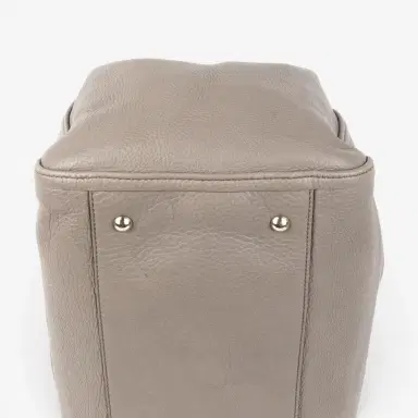 Gucci Gucci Soho Gray Grained Calfskin Leather Hobo Bag by The Solist | Thumbnail 7 Gucci Gucci Soho Gray Grained Calfskin Leather Hobo Bag by The Solist | Thumbnail 7