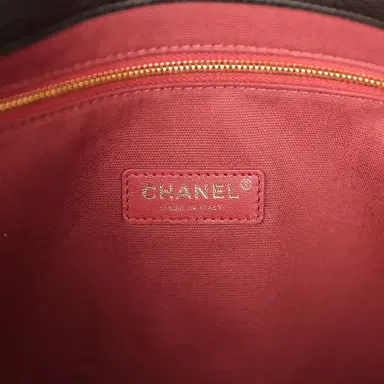 Chanel Chanel XXL "It Girl" Shopping Tote Black Grained Calfskin Gold Hardware | Thumbnail 13 Chanel Chanel XXL "It Girl" Shopping Tote Black Grained Calfskin Gold Hardware | Thumbnail 13