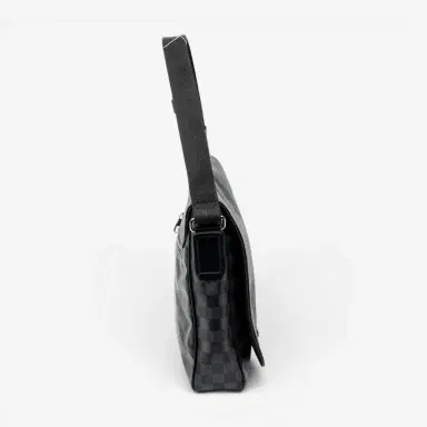 Louis Vuitton Louis Vuitton Daniel Black & Gray Damier Graphite Coated Canvas Shoulder Bag by The Solist | Thumbnail 4 Louis Vuitton Louis Vuitton Daniel Black & Gray Damier Graphite Coated Canvas Shoulder Bag by The Solist | Thumbnail 4