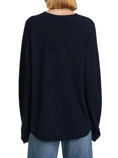 Guest in Residence Women's Cashmere Oversized Crewneck Sweater - Midnight | Thumbnail 5 Guest in Residence Women's Cashmere Oversized Crewneck Sweater - Midnight | Thumbnail 5