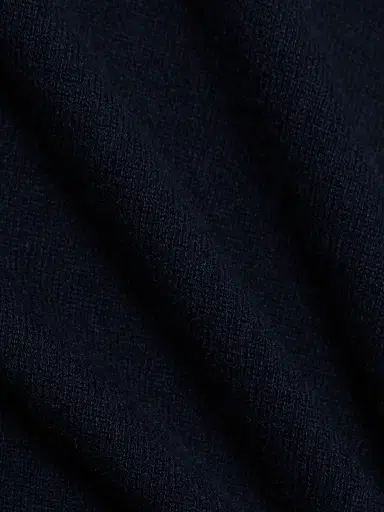 Guest in Residence Women's Cashmere Oversized Crewneck Sweater - Midnight | Thumbnail 7 Guest in Residence Women's Cashmere Oversized Crewneck Sweater - Midnight | Thumbnail 7