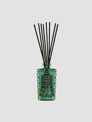 Voluspa Noble Fir Garland Reed Diffuser | Thumbnail 4 Voluspa Noble Fir Garland Reed Diffuser | Thumbnail 4