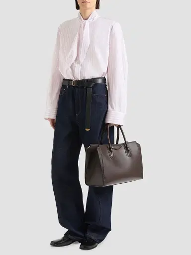Givenchy Women's Antigona Catchall Top Handle Bag in Shiny Grained Leather - Chocolate | Thumbnail 2 Givenchy Women's Antigona Catchall Top Handle Bag in Shiny Grained Leather - Chocolate | Thumbnail 2