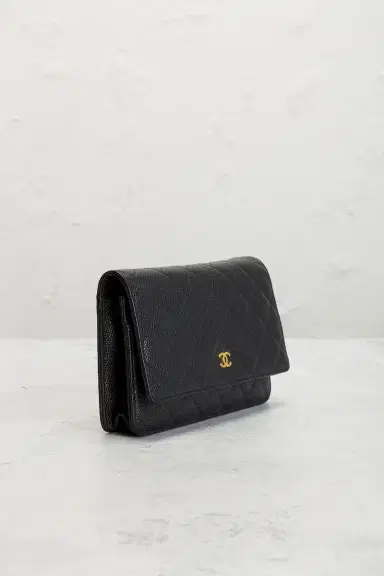 chanel Chanel Caviar Classic Wallet On Chain | Thumbnail 4 chanel Chanel Caviar Classic Wallet On Chain | Thumbnail 4