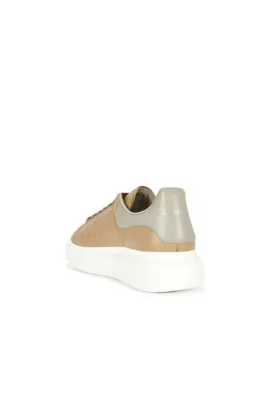 Alexander McQueen Sneaker | Thumbnail 3 Alexander McQueen Sneaker | Thumbnail 3