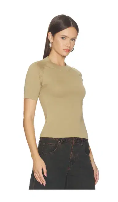 Fear of God ESSENTIALS Shrunken Baseball Tee | Thumbnail 2 Fear of God ESSENTIALS Shrunken Baseball Tee | Thumbnail 2