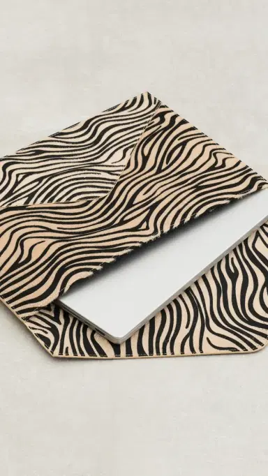 Heaven Mayhem Laptop Sleeve Zebra One Size | Thumbnail 4 Heaven Mayhem Laptop Sleeve Zebra One Size | Thumbnail 4