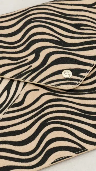 Heaven Mayhem Laptop Sleeve Zebra One Size | Thumbnail 6 Heaven Mayhem Laptop Sleeve Zebra One Size | Thumbnail 6