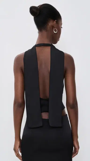Lioness Front Row Halter Top Noir | Thumbnail 3 Lioness Front Row Halter Top Noir | Thumbnail 3