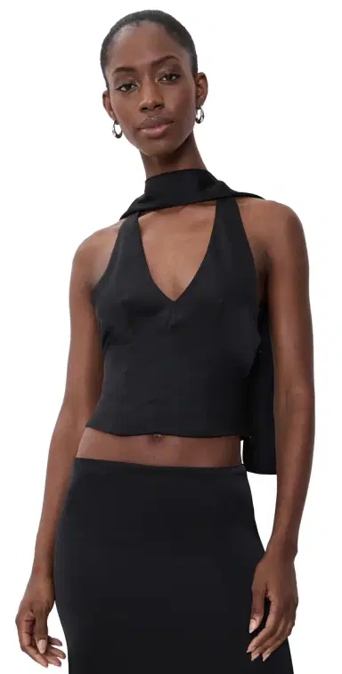 Lioness Front Row Halter Top Noir | Thumbnail 1 Lioness Front Row Halter Top Noir | Thumbnail 1