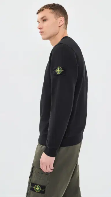 Stone Island Brushed Cotton Fleece Sweatshirt Black | Thumbnail 4 Stone Island Brushed Cotton Fleece Sweatshirt Black | Thumbnail 4