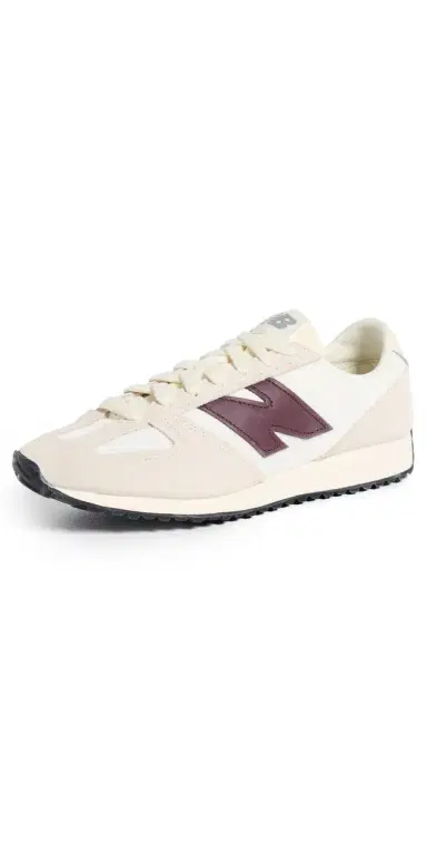 New Balance 471 Sneakers Beige/White M 7.5/ W 9 | Thumbnail 1 New Balance 471 Sneakers Beige/White M 7.5/ W 9 | Thumbnail 1