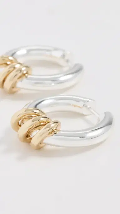 Madewell Triple Ring Huggie Hoop Earrings Mixed Metal One Size | Thumbnail 4 Madewell Triple Ring Huggie Hoop Earrings Mixed Metal One Size | Thumbnail 4