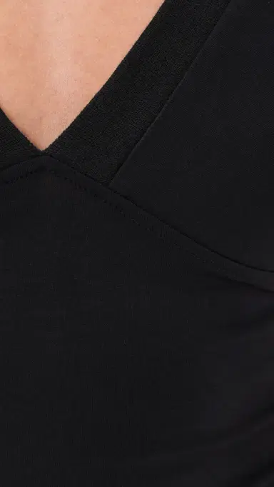 LIONESS Icon Tee Noir | Thumbnail 6 LIONESS Icon Tee Noir | Thumbnail 6
