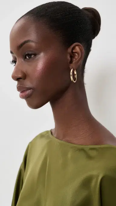 Madewell Perfect Large Hoop Earrings Warm Gold One Size | Thumbnail 3 Madewell Perfect Large Hoop Earrings Warm Gold One Size | Thumbnail 3