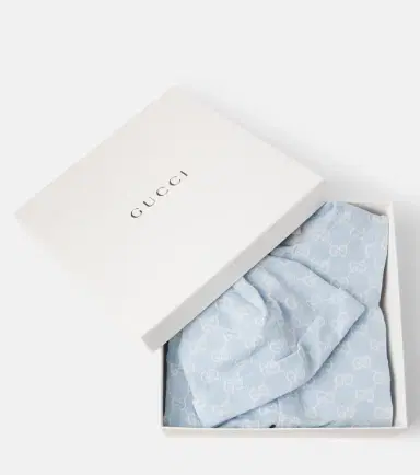 Gucci Kids Baby GG cotton piqué onesie and beanie set | Thumbnail 2 Gucci Kids Baby GG cotton piqué onesie and beanie set | Thumbnail 2