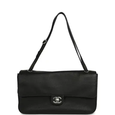 Chanel Chanel Maxi "Souplissimo" Small Flap Bag Black Grained Calfskin Silver Hardware | Thumbnail 7 Chanel Chanel Maxi "Souplissimo" Small Flap Bag Black Grained Calfskin Silver Hardware | Thumbnail 7
