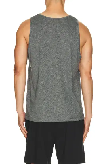 Vuori Tradewind Performance Tank 2.0 | Thumbnail 2 Vuori Tradewind Performance Tank 2.0 | Thumbnail 2