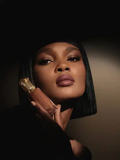 Christian Louboutin Women's Teint Fétiche Le Fluide Fluid Foundation | Thumbnail 4 Christian Louboutin Women's Teint Fétiche Le Fluide Fluid Foundation | Thumbnail 4