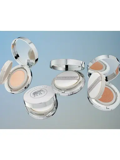 CHANTECAILLE Women's Future Skin Cushion Skincare Foundation | Thumbnail 1 CHANTECAILLE Women's Future Skin Cushion Skincare Foundation | Thumbnail 1