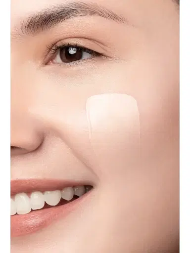 CHANTECAILLE Women's Just Skin Tinted Moisturizer Sunscreen Broad Spectrum SPF 15 | Thumbnail 3 CHANTECAILLE Women's Just Skin Tinted Moisturizer Sunscreen Broad Spectrum SPF 15 | Thumbnail 3