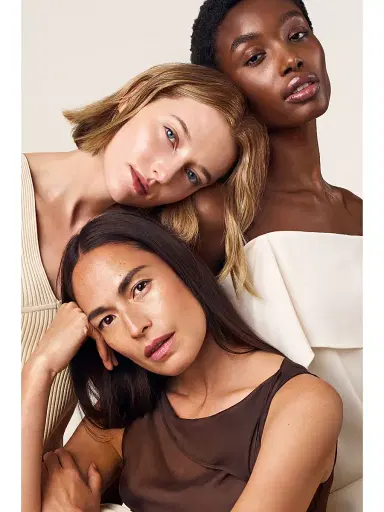 CHANTECAILLE Women's Future Skin Oil-Free Foundation | Thumbnail 1 CHANTECAILLE Women's Future Skin Oil-Free Foundation | Thumbnail 1