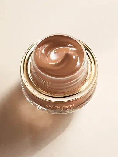 Clé de Peau Beauté Women's The Foundation SPF 22 - O100 Rich Deep Ocher | Thumbnail 1 Clé de Peau Beauté Women's The Foundation SPF 22 - O100 Rich Deep Ocher | Thumbnail 1