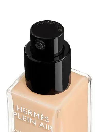 HERMÈS Hermès Plein Air Luminous Matte Skin Care Foundation | Thumbnail 1 HERMÈS Hermès Plein Air Luminous Matte Skin Care Foundation | Thumbnail 1