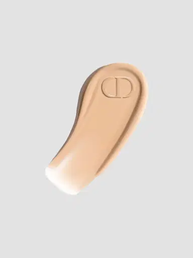 Dior Forever Skin Wear Foundation - 2 Warm | Thumbnail 2 Dior Forever Skin Wear Foundation - 2 Warm | Thumbnail 2
