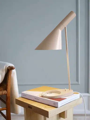 Louis Poulsen AJ Table Lamp | Thumbnail 3 Louis Poulsen AJ Table Lamp | Thumbnail 3