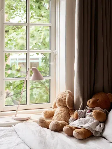 Louis Poulsen NJP Mini Table Lamp | Thumbnail 2 Louis Poulsen NJP Mini Table Lamp | Thumbnail 2