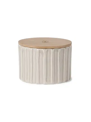 Brunello Cucinelli Small Scented Candle in Ridged Ceramic Vessel with Walnut Wood Lid - Beige | Thumbnail 1 Brunello Cucinelli Small Scented Candle in Ridged Ceramic Vessel with Walnut Wood Lid - Beige | Thumbnail 1