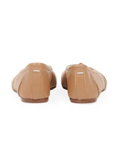 Maison Margiela Women's Tabi Leather Ballerina Flats - Tan | Thumbnail 3 Maison Margiela Women's Tabi Leather Ballerina Flats - Tan | Thumbnail 3