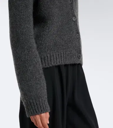 The Row Poynta cashmere cardigan | Thumbnail 5 The Row Poynta cashmere cardigan | Thumbnail 5
